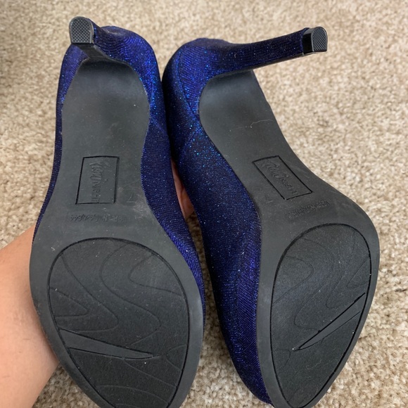 Party Wear Comfort Heels - Picture 3 of 3